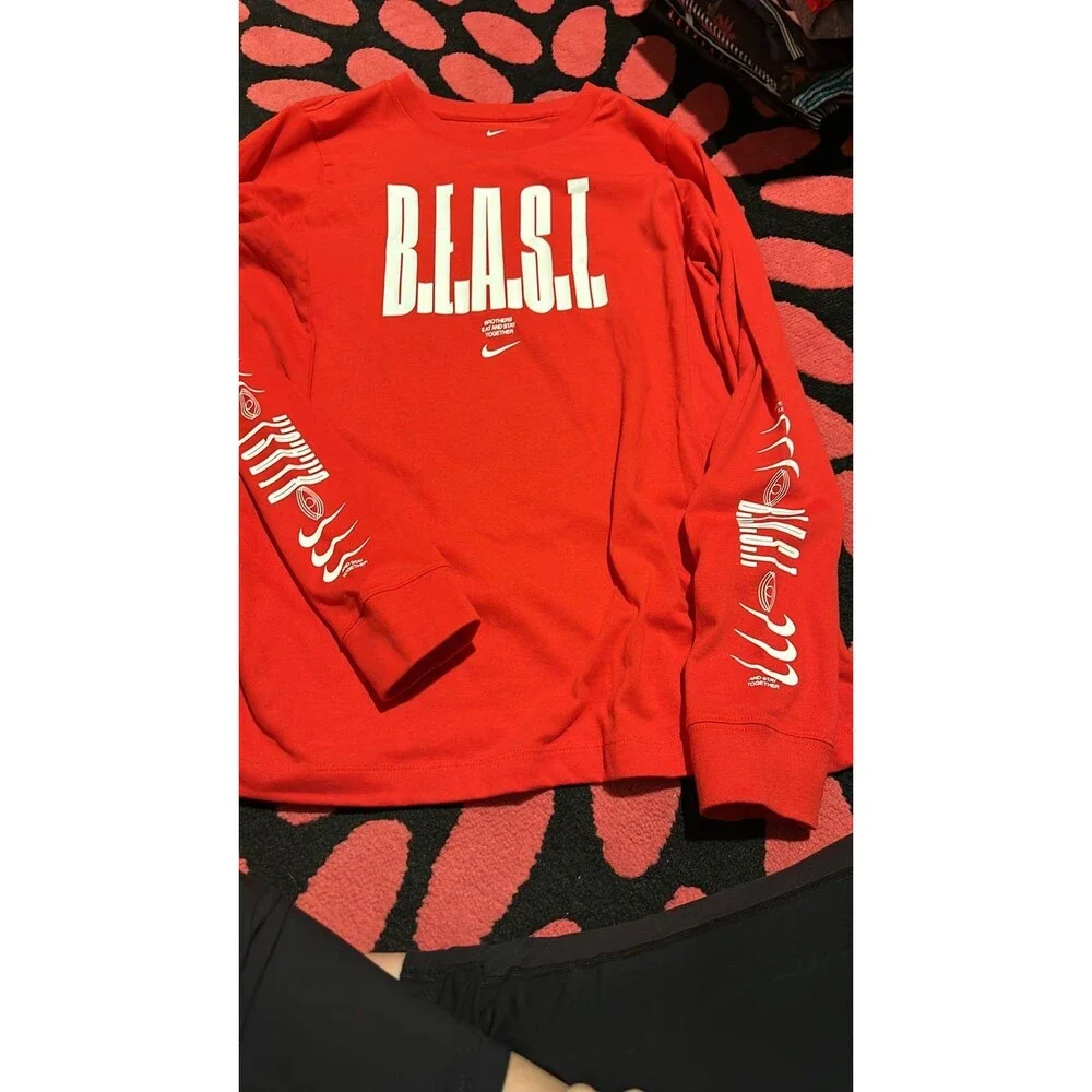Boys Nike Dri-Fit top